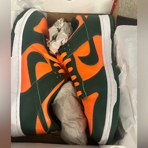 Nike Dunks Low Retro